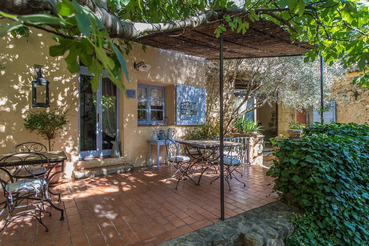 Bed and Breakfast Mas de Foncaudette Lourmarin Esterno foto