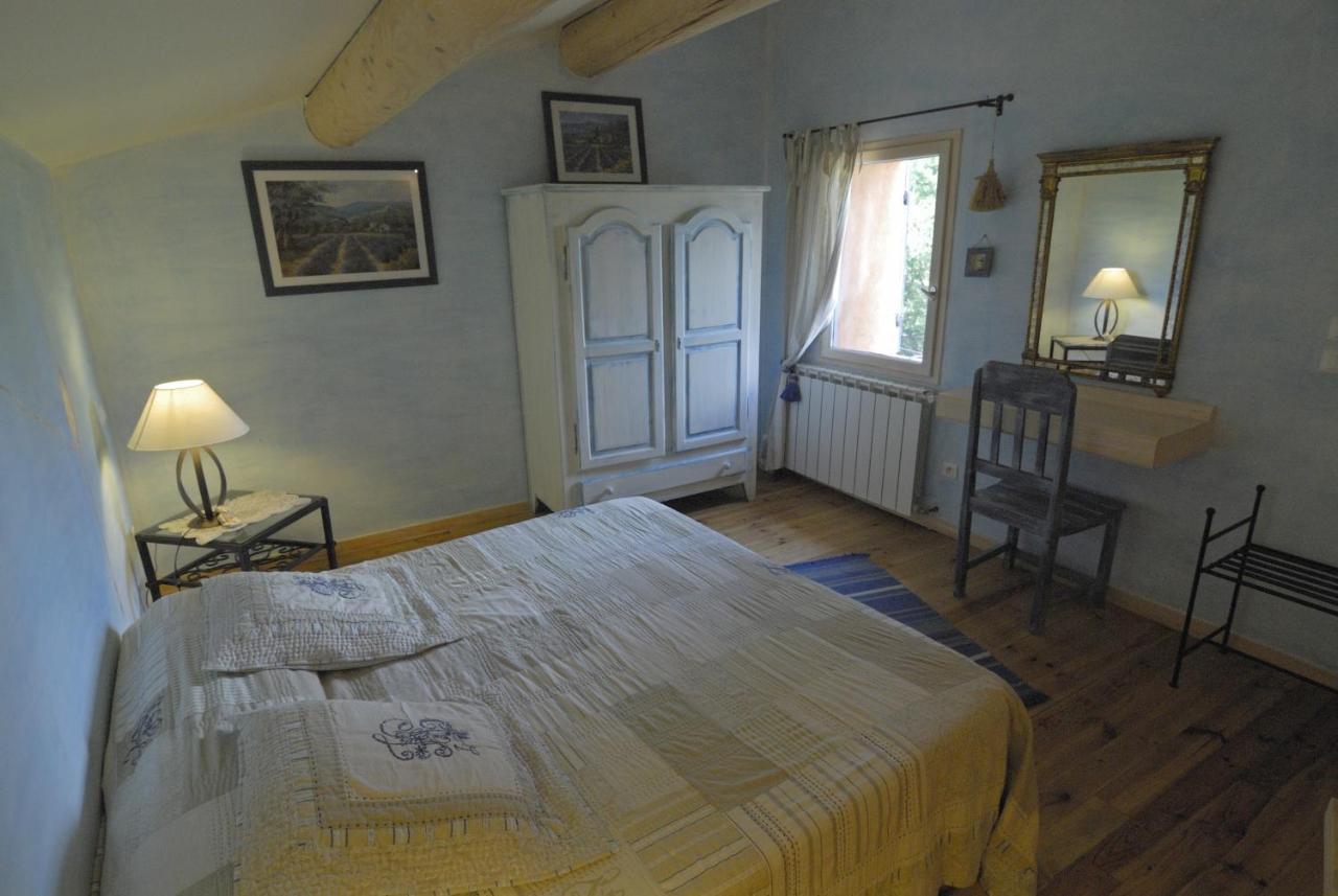 Bed and Breakfast Mas de Foncaudette Lourmarin Camera foto